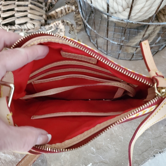 Dooney + Bourke Yellow stripe Letter Carrier leather Crossbody **NEW** $ 188 - Picture 5 of 7